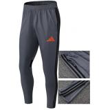 Adidas pantalones [N. 03]